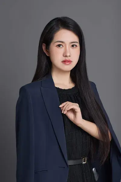 胡利
